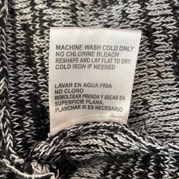 POOF Excellence Open Front Cardigan Size Small - Picture 8 of 9